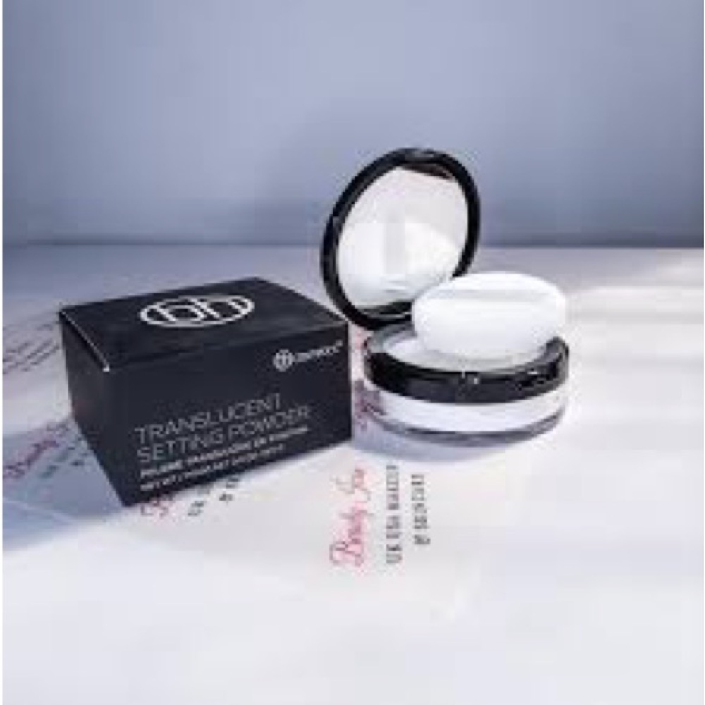 BH Cosmetics Translucent Setting Powder compact